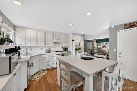 326 4th Avenue SE Pacific WA 98047