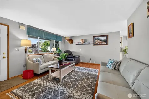 326 4th Avenue SE Pacific WA 98047