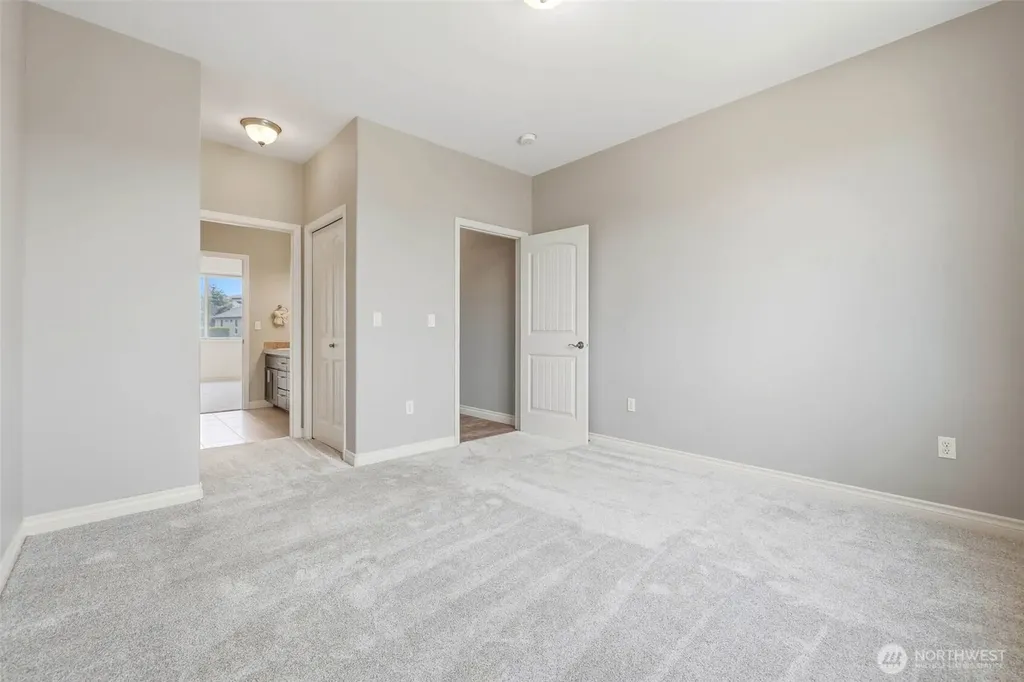 751 Meadows Drive S Richland WA 99352