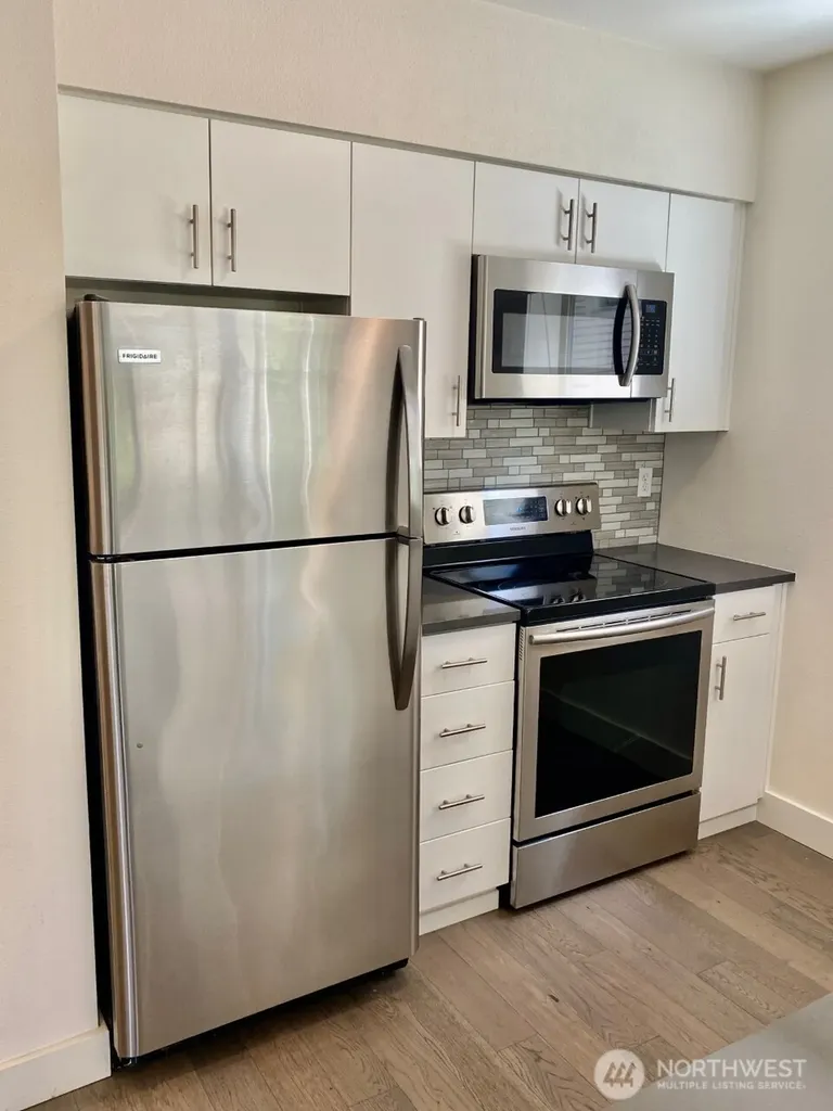 1620 Belmont Avenue Seattle WA 98122