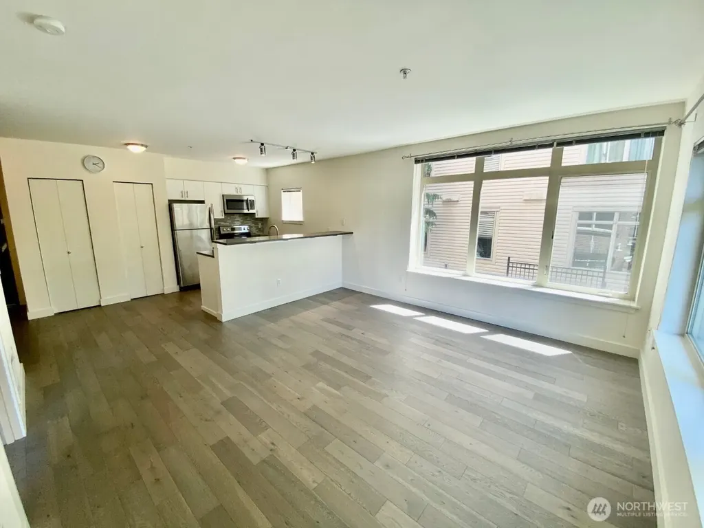 1620 Belmont Avenue Seattle WA 98122