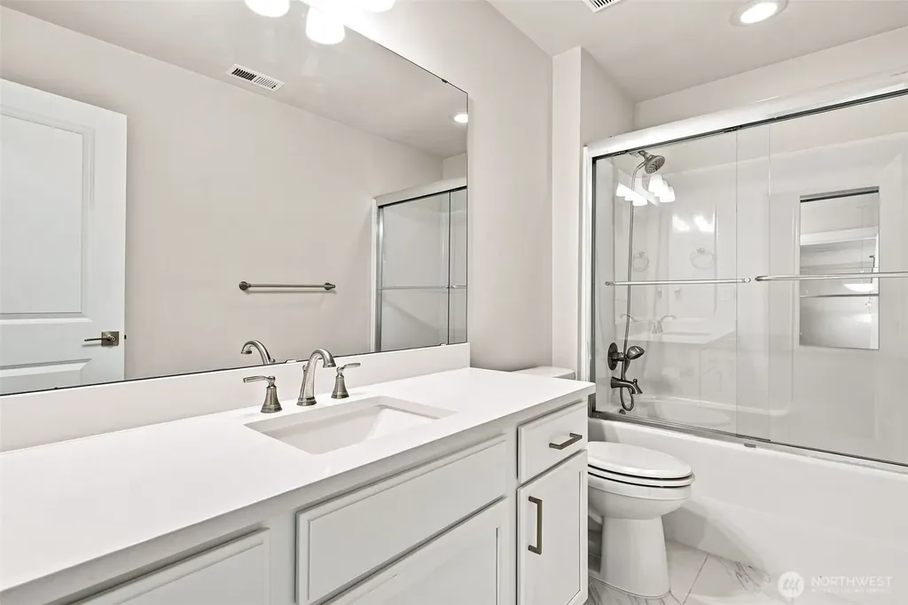 5367 50th Loop SE Lacey WA 98503