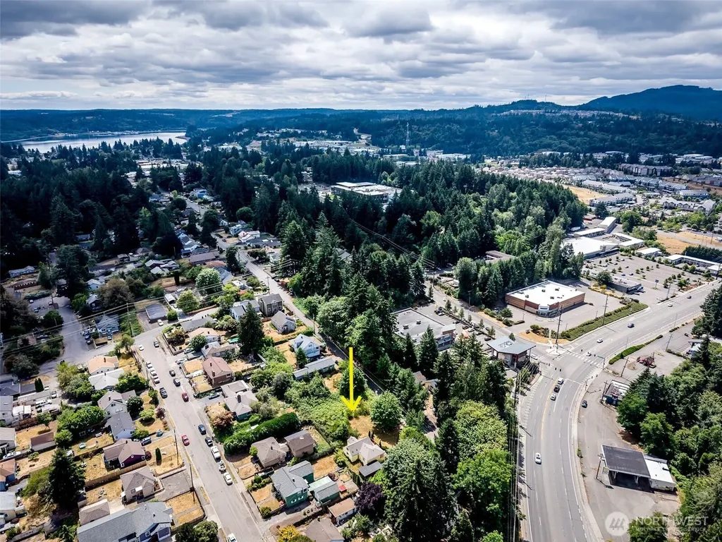 624 Dora Avenue Bremerton WA 98312