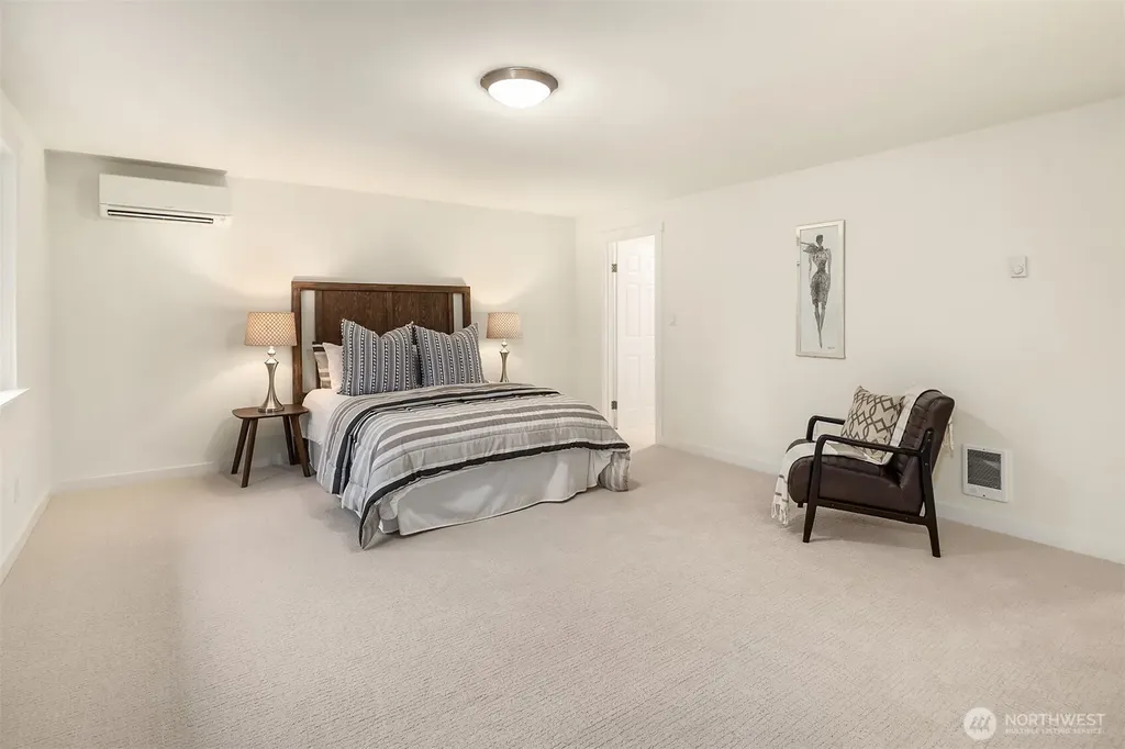 2205 NE 28th Street Renton WA 98056