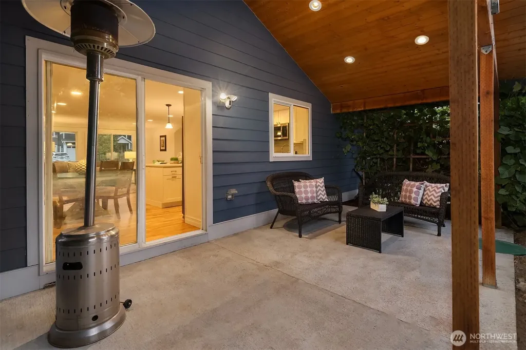 2205 NE 28th Street Renton WA 98056