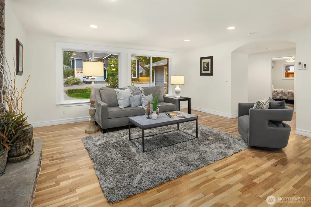 2205 NE 28th Street Renton WA 98056