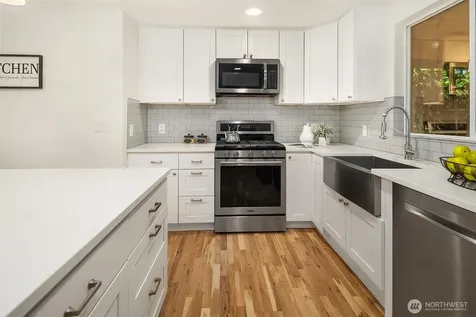 2205 NE 28th Street Renton WA 98056