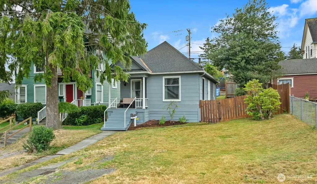 3425 Hoyt Avenue Everett WA 98201