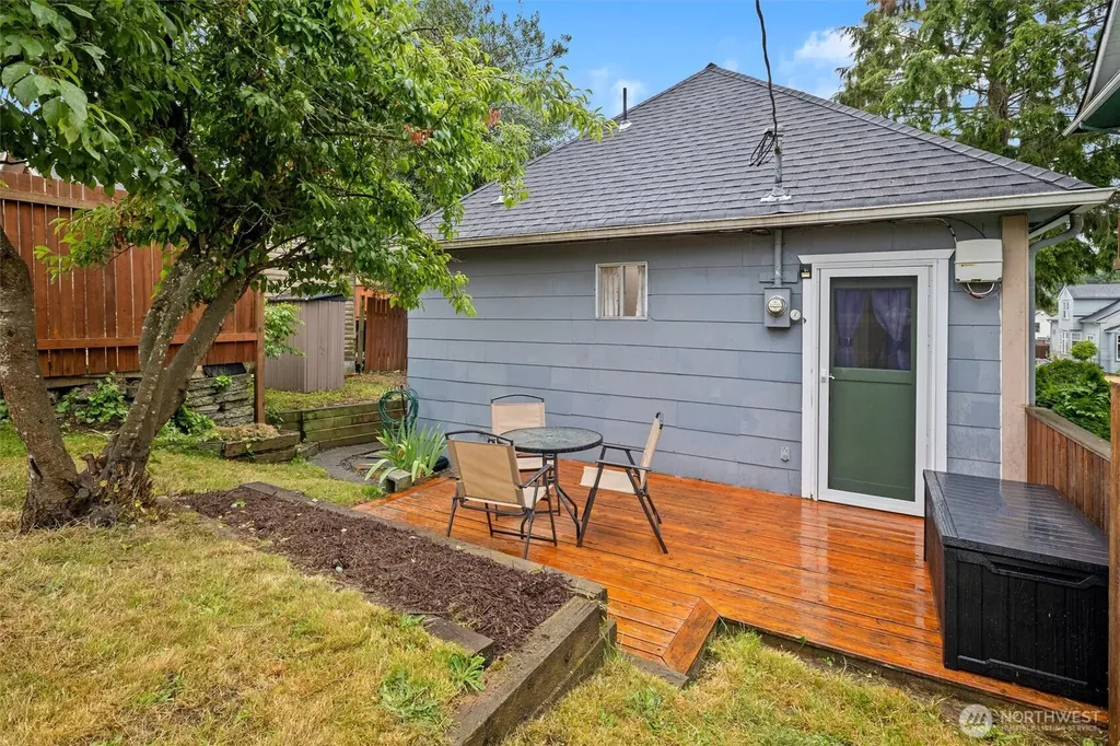 3425 Hoyt Avenue Everett WA 98201