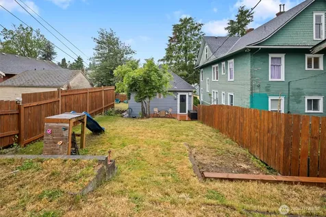 3425 Hoyt Avenue Everett WA 98201