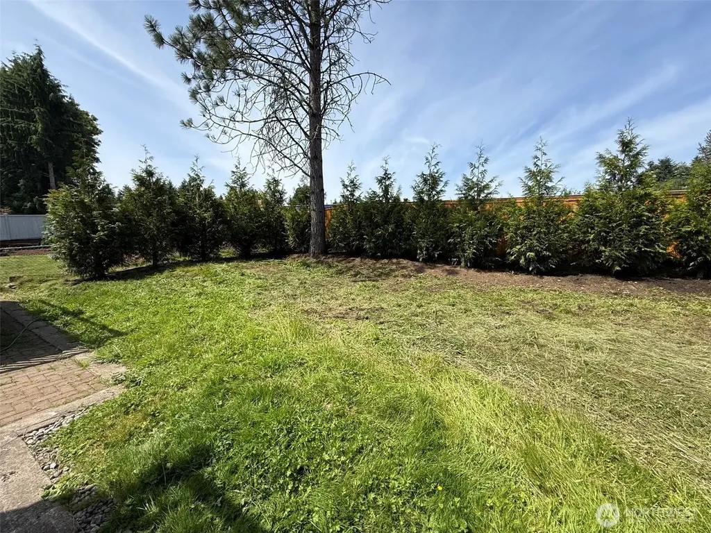 22414 18th Avenue SE Bothell WA 98021