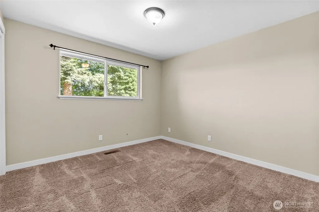 4935 Glendale Court SE Olympia WA 98501
