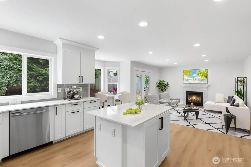 303 S 302nd Place Federal Way WA 98003