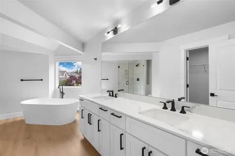 303 S 302nd Place Federal Way WA 98003