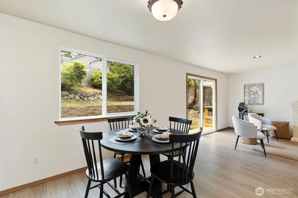4557 NW Knute Anderson Road Silverdale WA 98383