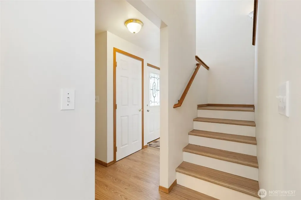 4557 NW Knute Anderson Road Silverdale WA 98383