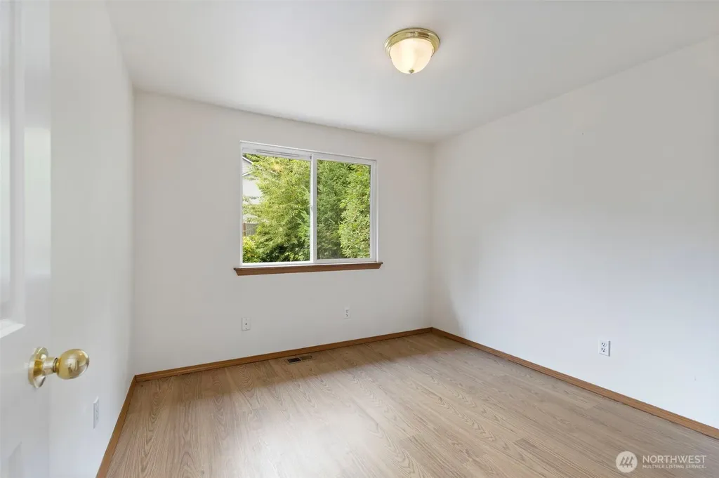 4557 NW Knute Anderson Road Silverdale WA 98383