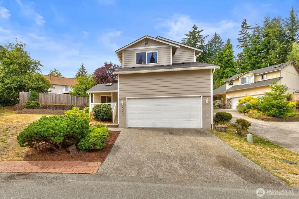 4557 NW Knute Anderson Road Silverdale WA 98383