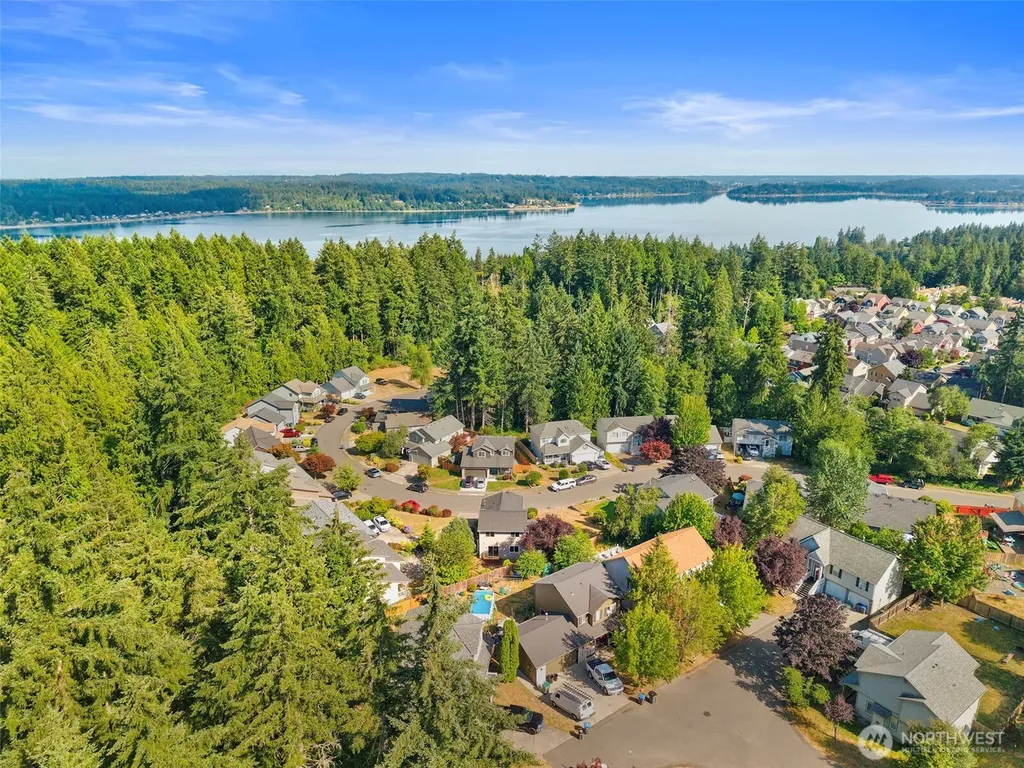 4557 NW Knute Anderson Road Silverdale WA 98383
