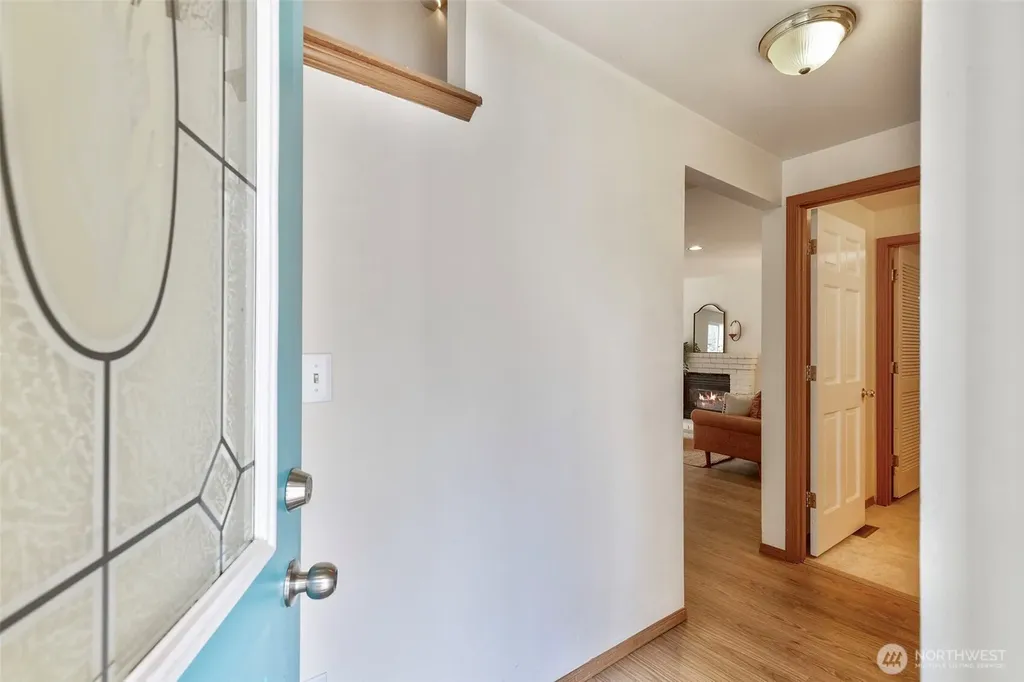 4557 NW Knute Anderson Road Silverdale WA 98383