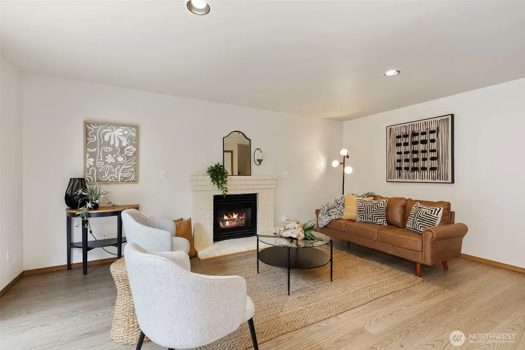 4557 NW Knute Anderson Road Silverdale WA 98383