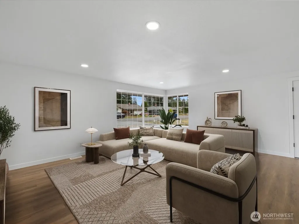 5724 78th Place NE Marysville WA 98270