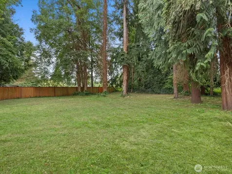 5724 78th Place NE Marysville WA 98270