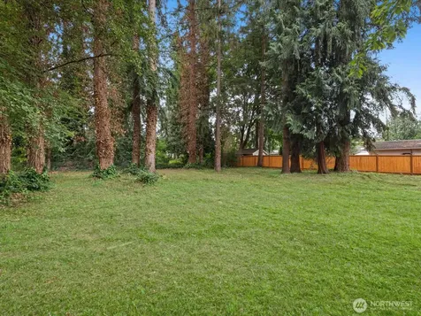 5724 78th Place NE Marysville WA 98270