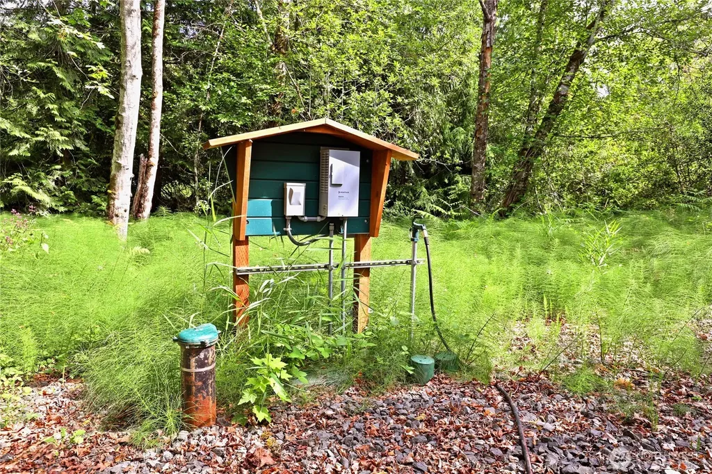 3853 146th Avenue SW Lakebay WA 98349
