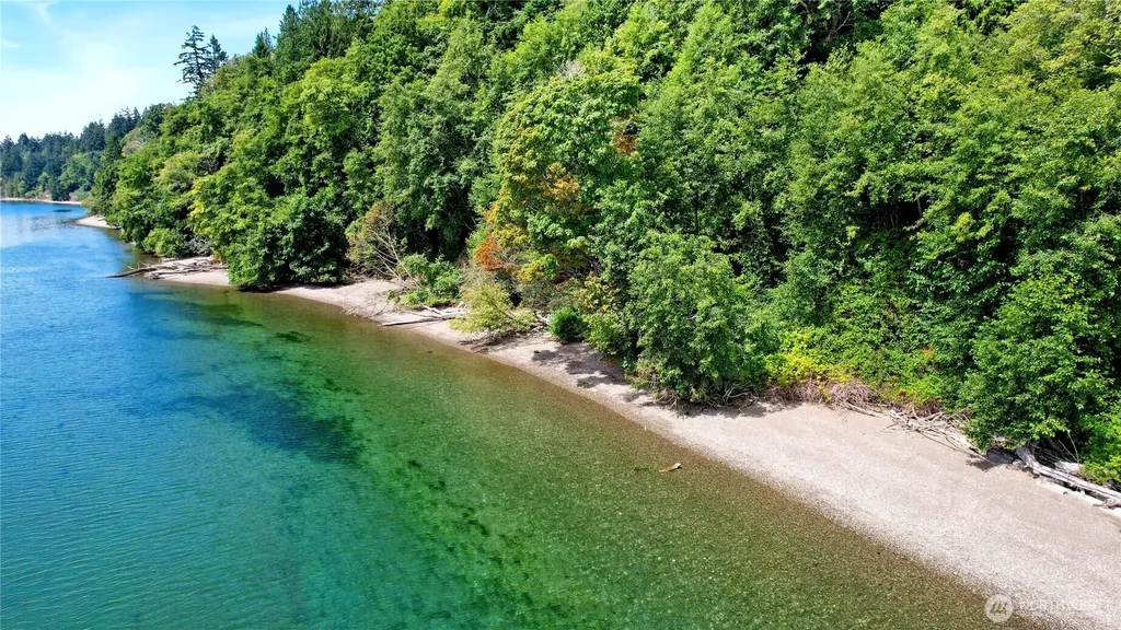3853 146th Avenue SW Lakebay WA 98349