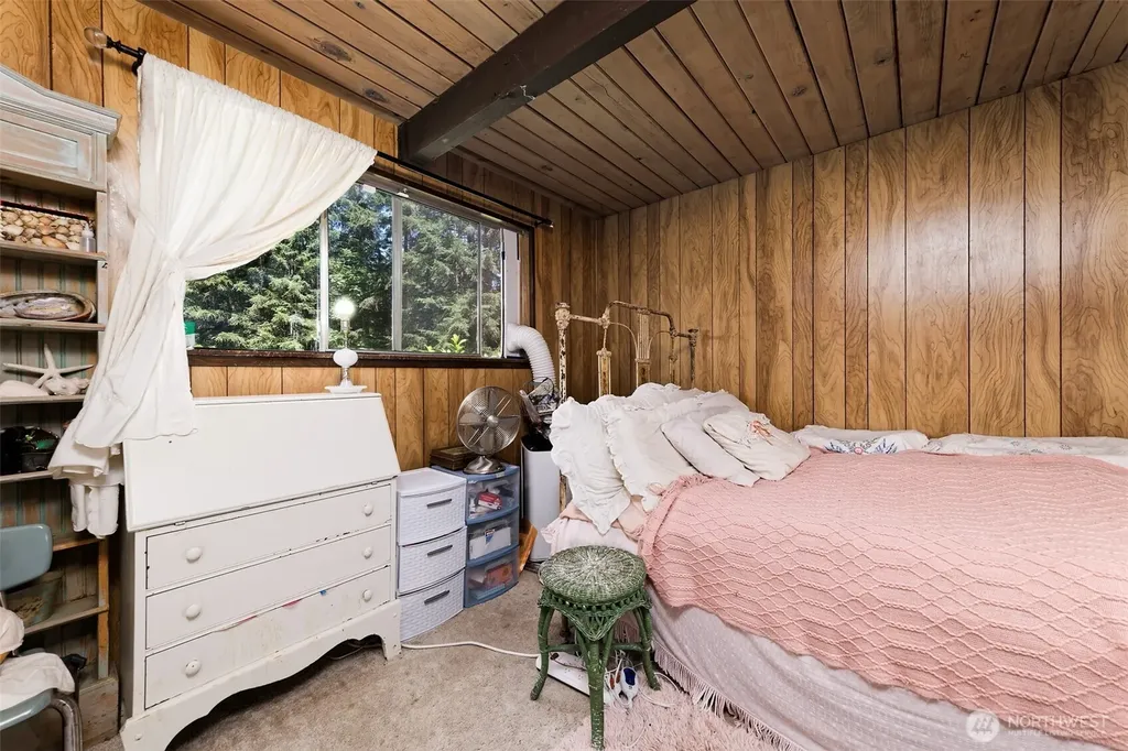 71 E Leisure Lane Grapeview WA 98546
