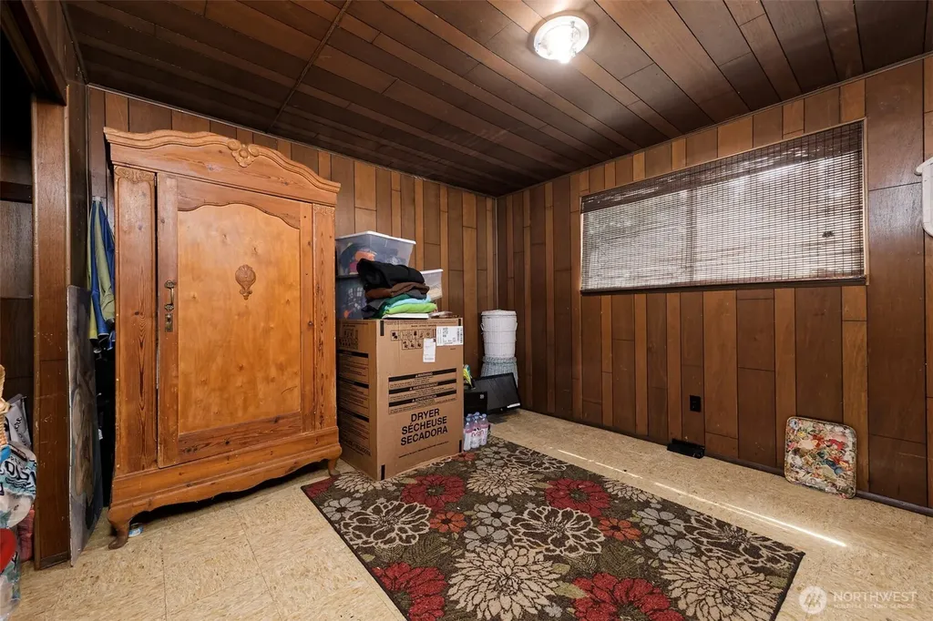 71 E Leisure Lane Grapeview WA 98546