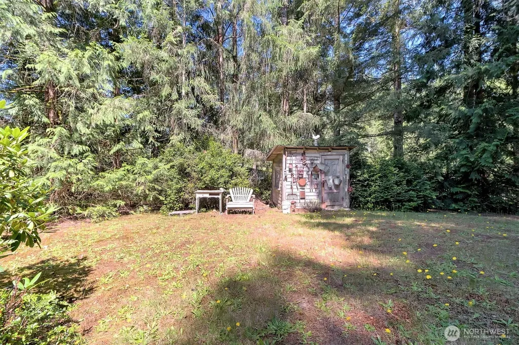 71 E Leisure Lane Grapeview WA 98546