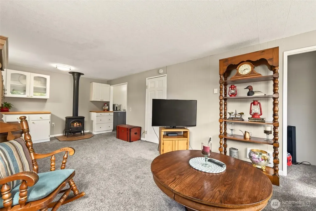 21016 78th Avenue W Edmonds WA 98026
