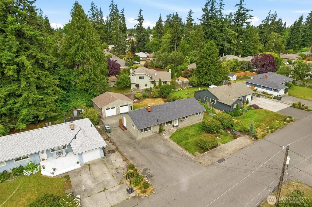 21016 78th Avenue W Edmonds WA 98026