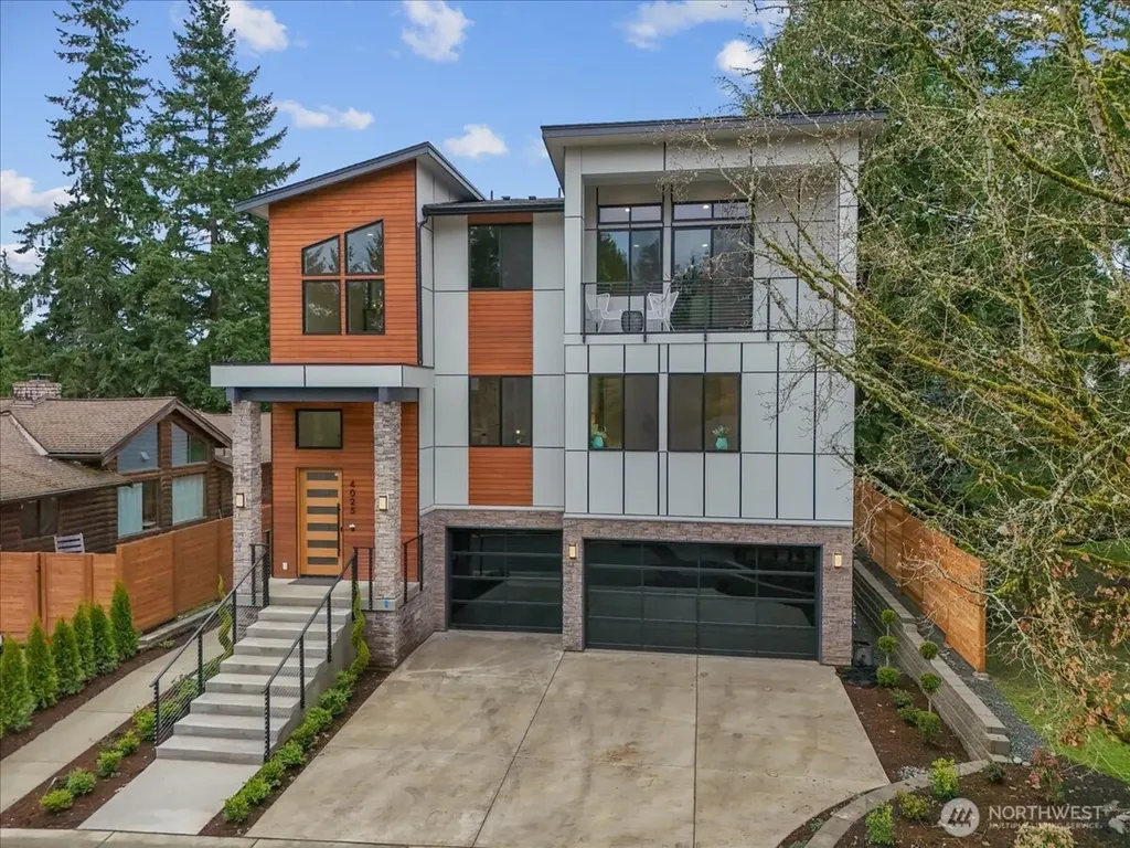 4025 172nd Avenue NE Redmond WA 98052