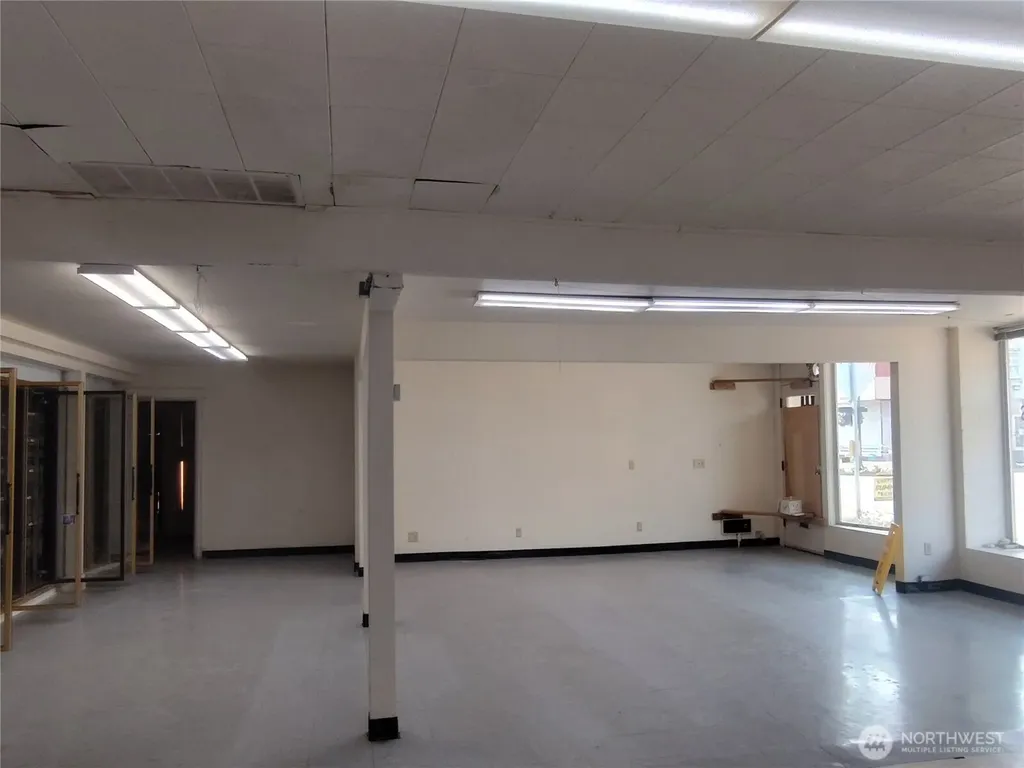 123 W Main Street Everson WA 98248