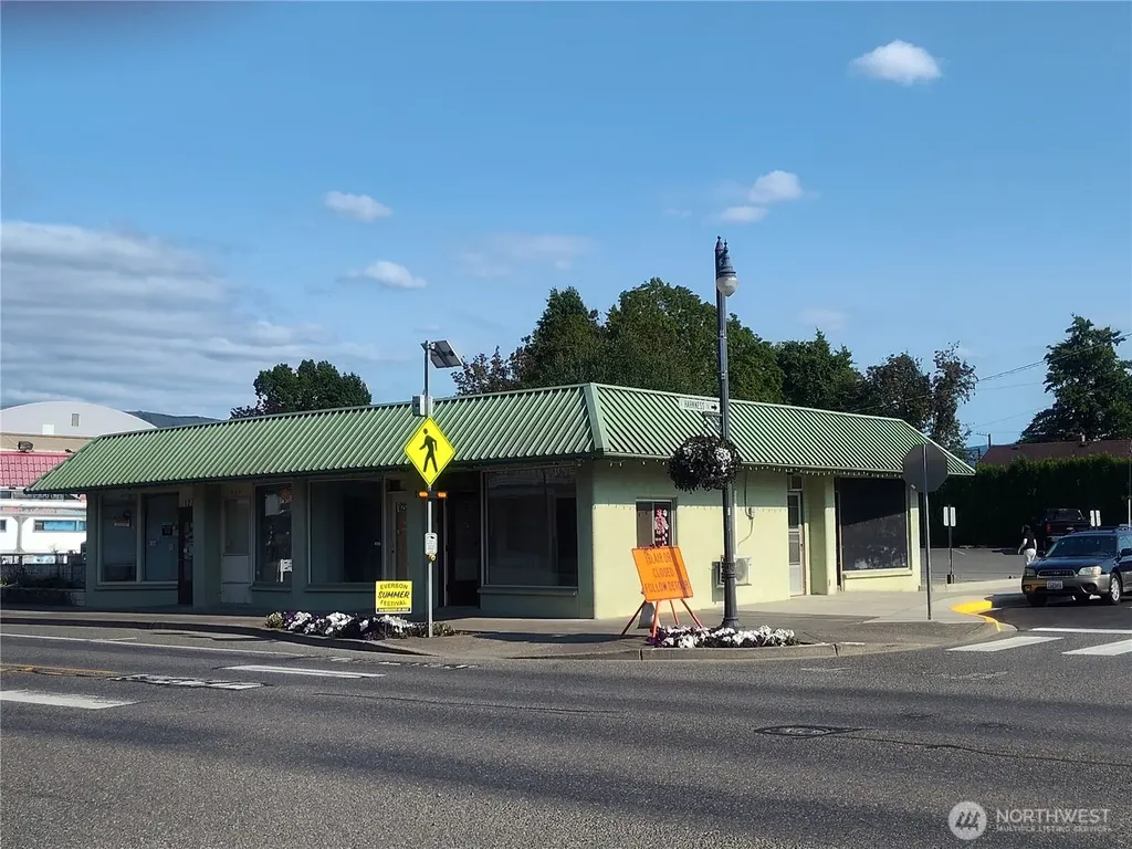 123 W Main Street Everson WA 98248