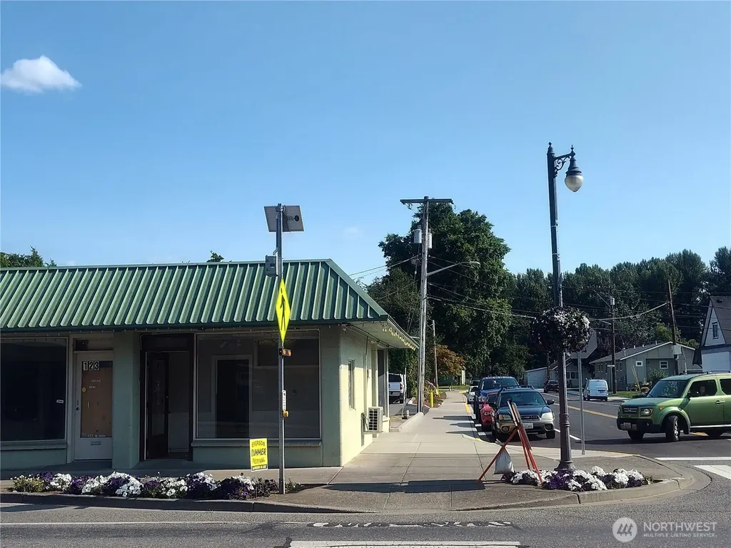 123 W Main Street Everson WA 98248