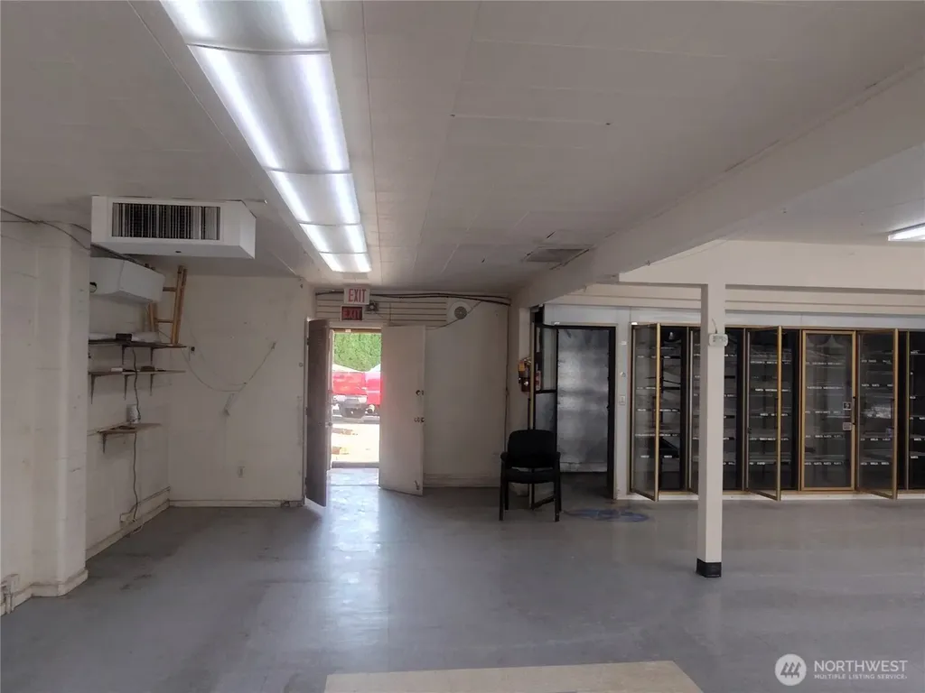 123 W Main Street Everson WA 98248