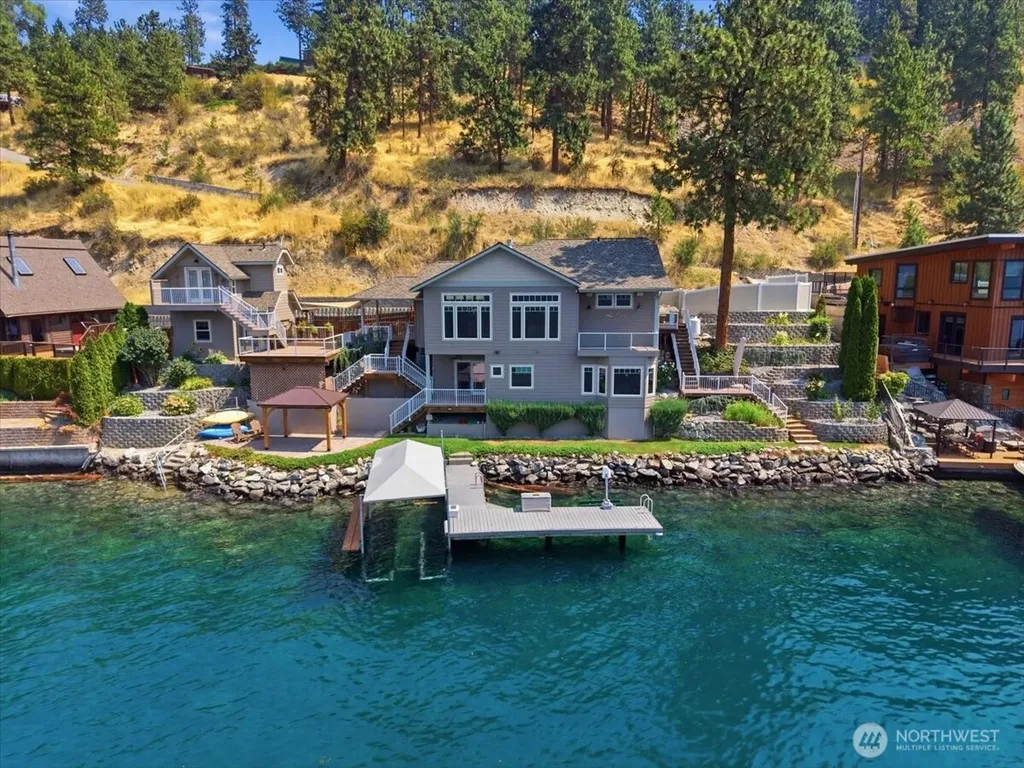 15 Helios Hills Lane Manson WA 98831