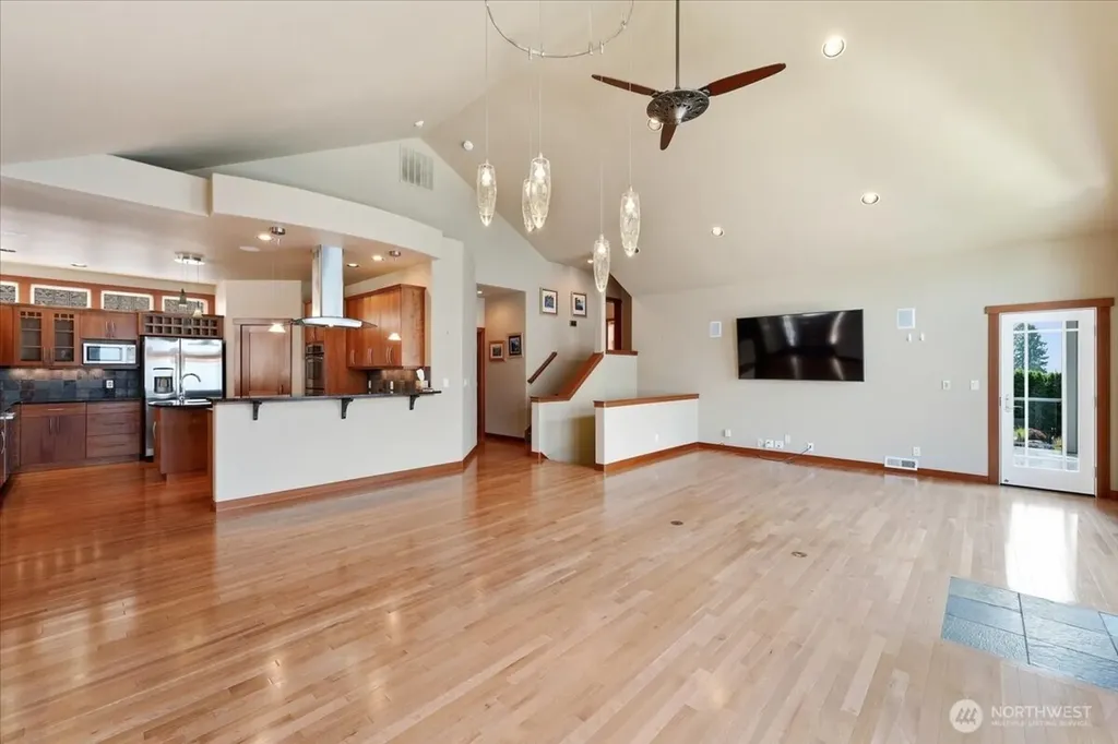 15 Helios Hills Lane Manson WA 98831