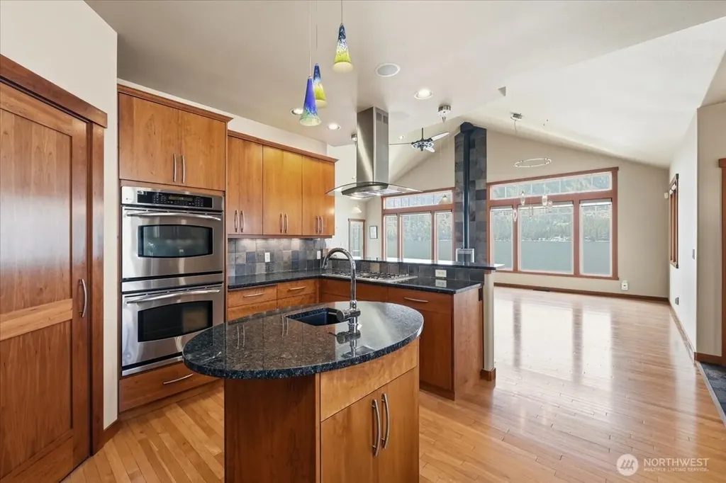 15 Helios Hills Lane Manson WA 98831