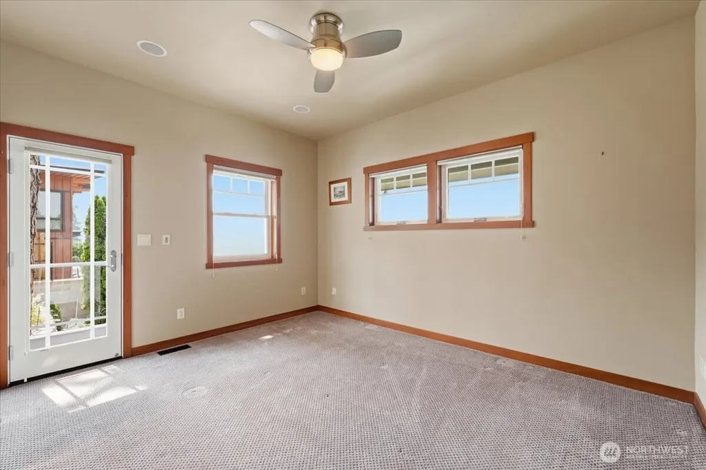 15 Helios Hills Lane Manson WA 98831