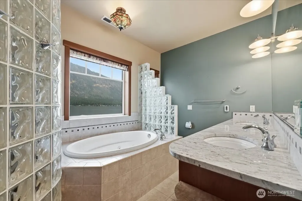 15 Helios Hills Lane Manson WA 98831
