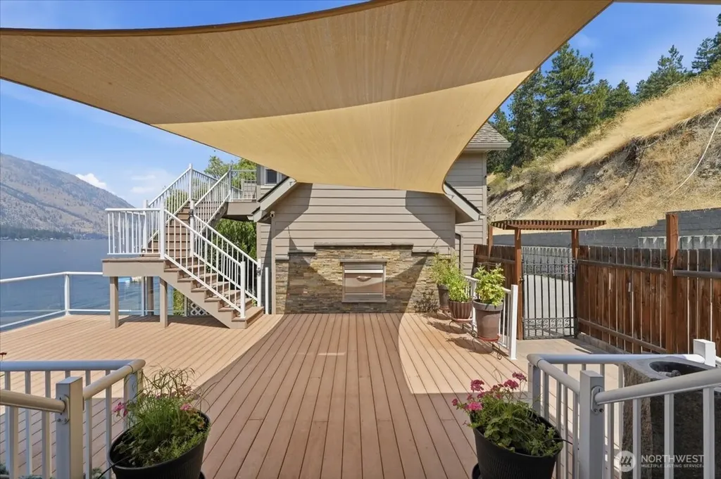 15 Helios Hills Lane Manson WA 98831