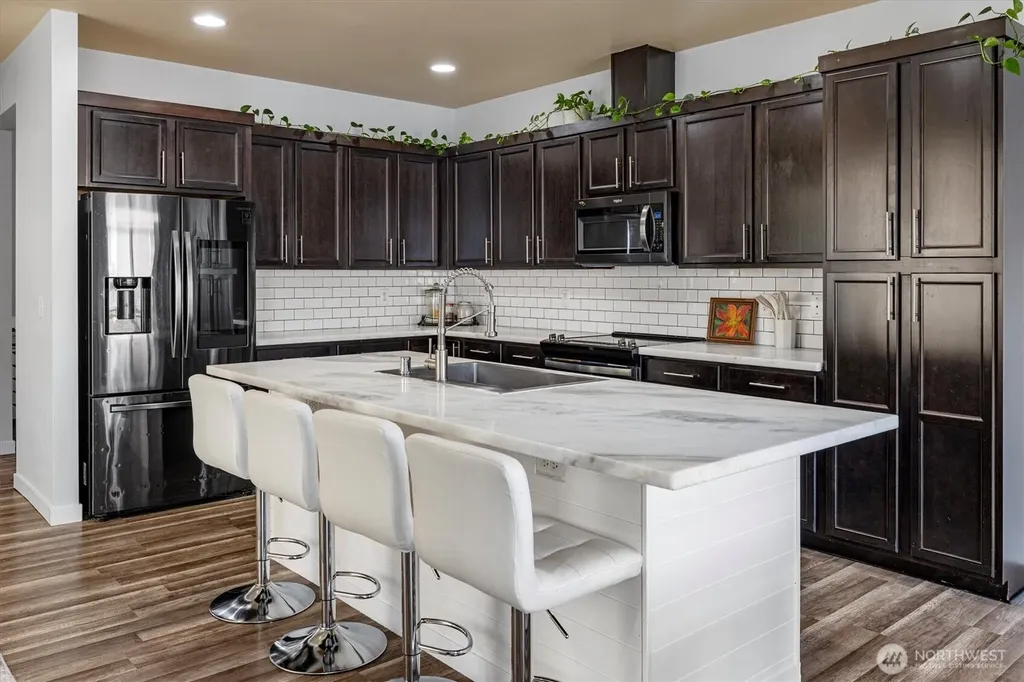 11523 175th Street E Puyallup WA 98374
