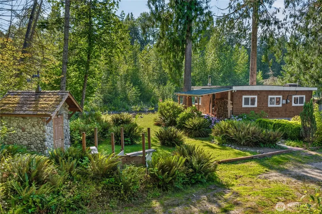30710 223rd Avenue NE Arlington WA 98223