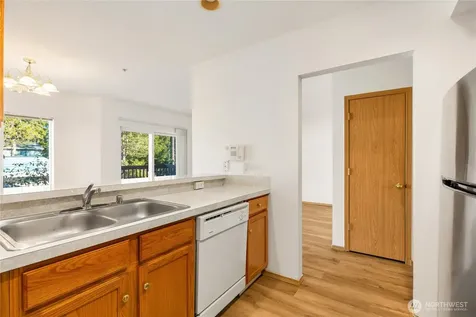 15815 Admiralty Way Lynnwood WA 98087