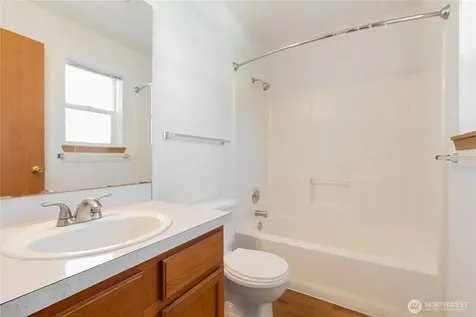 15815 Admiralty Way Lynnwood WA 98087